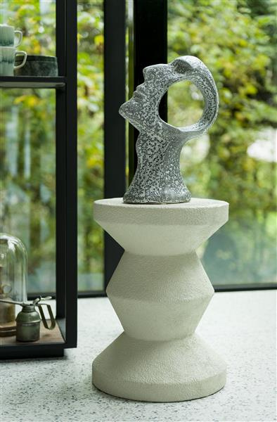 COCOmaison figurka/Posąg Terry wys. 36 cm COCOmaison figurka/Posąg Terry wys. 36 cm