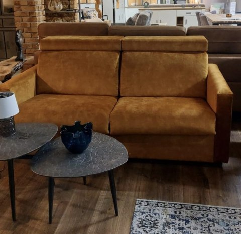 Sofa Henders& Hazel Veymont funkcja spania, stelaż 140 cm+ materac, dostępna od ręki Sofa Henders& Hazel Veymont funkcja spania, stelaż 140 cm+ materac, dostępna od ręki