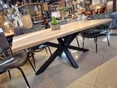 Stół dębowy 180 x 100 cm dostępny od ręki Stół dębowy 180 x 100 cm dostępny od ręki