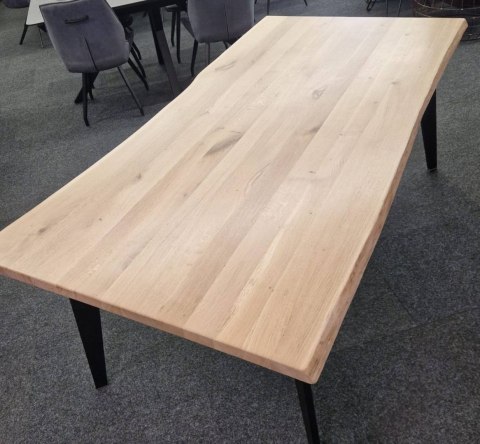Stół dębowy 200 x 100 cm dostępny od ręki Stół dębowy 200 x 100 cm dostępny od ręki