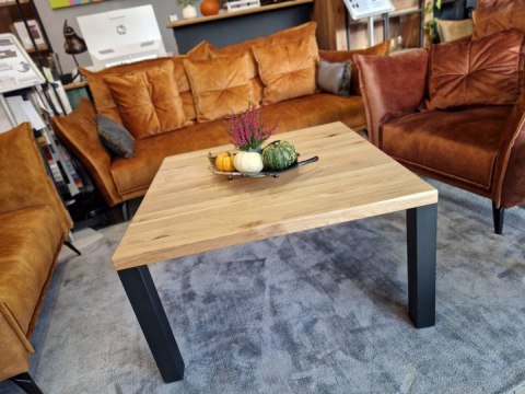 Dębowy stolik kawowy na wymiar (wyjściowo 90 x 90 cm) Dębowy stolik kawowy na wymiar (wyjściowo 90 x 90 cm)