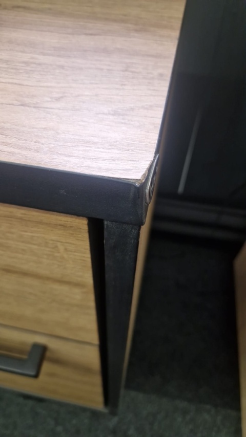 (T) Komoda H&H AVALON/ Avalox 200 cm natural defekt (T) Komoda H&H AVALON/ Avalox 200 cm natural defekt