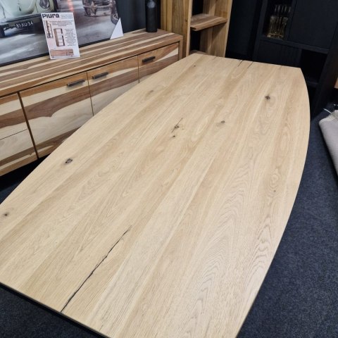Nowoczesny stół w fornirze dębowym do jadalni FANEUR Xooon 210 x 105 cm z metalową podstawą typu pająk Nowoczesny stół w fornirze dębowym do jadalni FANEUR Xooon 210 x 105 cm z metalową podstawą typu pająk