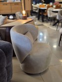 Designerski fotel wypoczynkowy SOLEE XOOON, obrotowy 360°, z poduszką lędźwiową, tkanina Luton i Cadiz, kolor kremowy