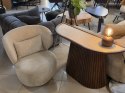 Designerski fotel wypoczynkowy SOLEE XOOON, obrotowy 360°, z poduszką lędźwiową, tkanina Luton i Cadiz, kolor kremowy
