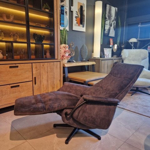 [K] Elektryczny Fotel Relaksacyjny Stelvio z 3 Silnikami w Aksamitnej Tapicerce Karese