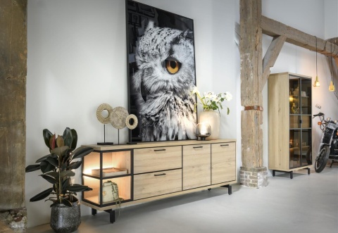 Nowoczesna komoda 230 cm Henders& Hazel Ridgefield Natural z oświetleniem LED, fornir dębowy i metal
