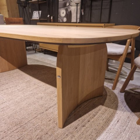 (R, od ręki) Stół Castello Henders& Hazel 210 x 120 cm