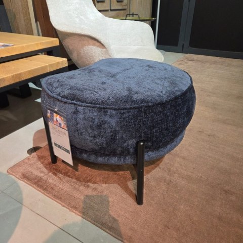 [K] Puf Ronda Niebieski - Połyskujący z Wcięciem na Fotel | Coco Maison