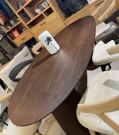 [K] Stół do jadalni TRENTON 210x105 cm, fornir dębowy, kolor Clay, organiczny kształt