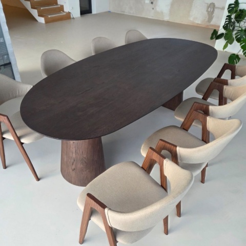 [K, od ręki] Stół do jadalni TRENTON 210x105 cm, fornir dębowy, kolor Clay, organiczny kształt