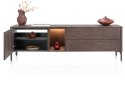 [od ręki] Szafka RTV / Lowboard TRENTON 180 cm, Fornir Dębowy Kolor Clay, Lamele, LED, 3w1 (Nogi/Cokół/Wisząca) - XOOON