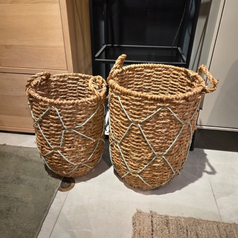 Zestaw 2 koszy RIO – COCO maison – Pleciony Design z Miętowym Detalem