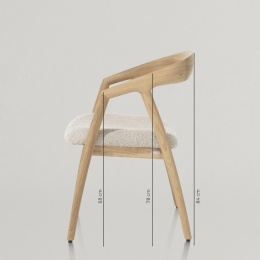 [OD RĘKI] Krzesło z podłokietnikami DANTE, kremowa tkanina bouclé, nogi z litego dębu w kolorze antracytu