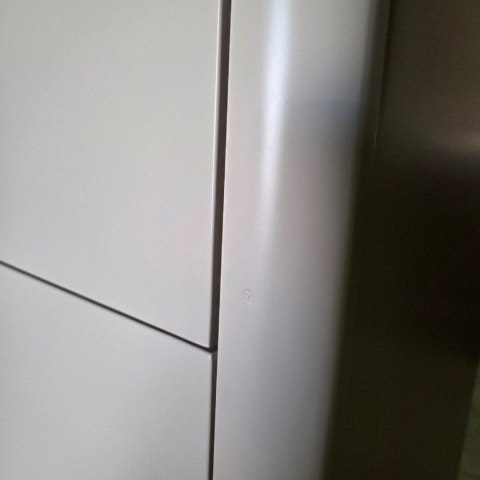 [R] Wysoka komoda Dressette Trentino 153 cm - Lakier Krem, LED, Push-to-Open