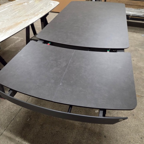 [M, defekt 1] Stół Henders& Hazel Vegas 170+ 60 x 100 cm ceramika na szkle hartowanym