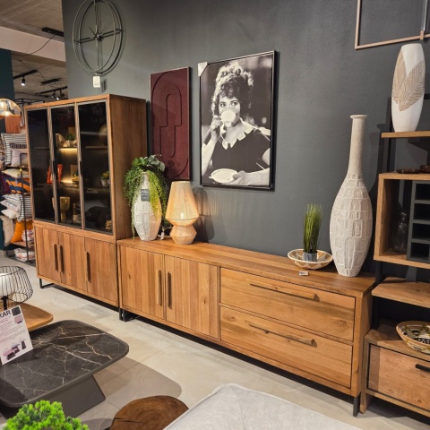 [K, R] Witryna/Kredens EVEREST 150 cm, 3 szklane drzwi LED, 3 pełne drzwi soft-closing, fornir z dymionego drzewa mango