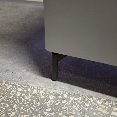 (M, defekt) Nowoczesna Komoda Dressette NOON Xooon 148 cm Silk Grey