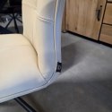 [K, od ręki] Ekskluzywne Krzesło Jadalniane MILVA - Naturalna Skóra Catania, Nowoczesny Design, Wysokie Ergonomiczne Oparcie
