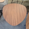 Zestaw Organicznych Stolików Kawowych PIATTO (Set 2 szt.) – Blat HPL Primo Laminato Walnut (Optyka Drewna Orzechowego)