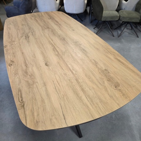 [od ręki, defekt] Ekskluzywny Rozkładany Stół Ceramiczny LATTINA 200-300 cm – Blat Ceramic Oak Natural – Czarne Metalowe Nogi