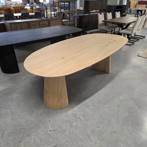 [od ręki] Organiczny Stół Jadalniany TRENTON 240x110 cm – Fornir Dębowy Naturel – Nogi Stożkowe Premium – Henders & Hazel