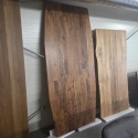 [od ręki] Stół Jadalniany QUEBEC 240x110 cm – Egzotyczne Drewno Kikar – Centralna Metalowa Noga Pająk – Henders & Hazel