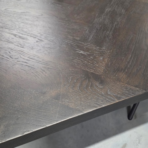 [defekt] Stół METALUXE Wzór Jodełka 240x110 cm – Blat Antracyt – Centralna Noga Pająk – Henders & Hazel / Habufa