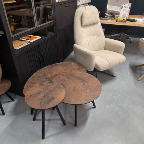 Obrotowy Fotel Relaksacyjny z Podnóżkiem TORINO – Tkanina Bukla Cloudy Beige & Czarna Podstawa – Henders & Hazel