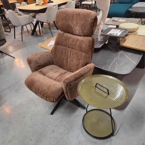 [od ręki] Obrotowy Fotel Relaksacyjny LAZARO – Szenila Livigno / Enzo Copper – Henders & Hazel / XOOON