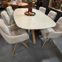 [od ręki] Stół do jadalni Himalaya 210 x 120 cm – owalny blat ceramiczny, dębowa podstawa (Henders & Hazel)