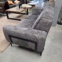 [od reki] Sofa 3-osobowa XOOON PUGLIA 200 cm – sprężyny kieszeniowe, tkanina szenilowa Derby (Antracyt)