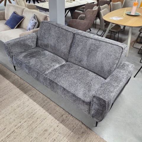 [od reki] Sofa 3-osobowa XOOON PUGLIA 200 cm – sprężyny kieszeniowe, tkanina szenilowa Derby (Antracyt)