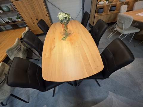 [K, od ręki] Ekskluzywne Krzesło Jadalniane MILVA - Naturalna Skóra Catania, Nowoczesny Design, Wysokie Ergonomiczne Oparcie
