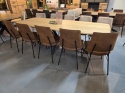 [od ręki] Stół dębowy owalny HENDERS & HAZEL HOME 250 × 110 cm – lity dąb, metalowa noga pająk