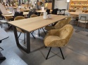 [od ręki] Stół jadalniany prostokątny XOOON FANEUR 230 × 100 cm – fornir dębowy naturel, czarna metalowa rama