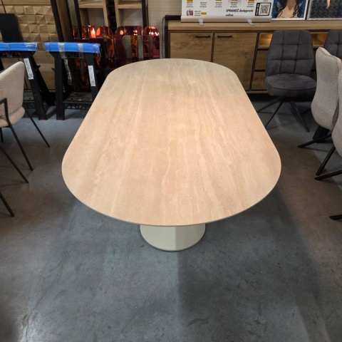 [defekt] Owalny Stół BRIANTO 210 x 100 cm - Blat z Ceramiki na MDF (Optyka Trawertynu) - Metalowa Noga Kolumnowa Crème