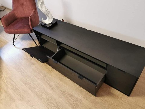 Szafka RTV Xooon Elements 180 cm onyx Szafka RTV Xooon Elements 180 cm onyx